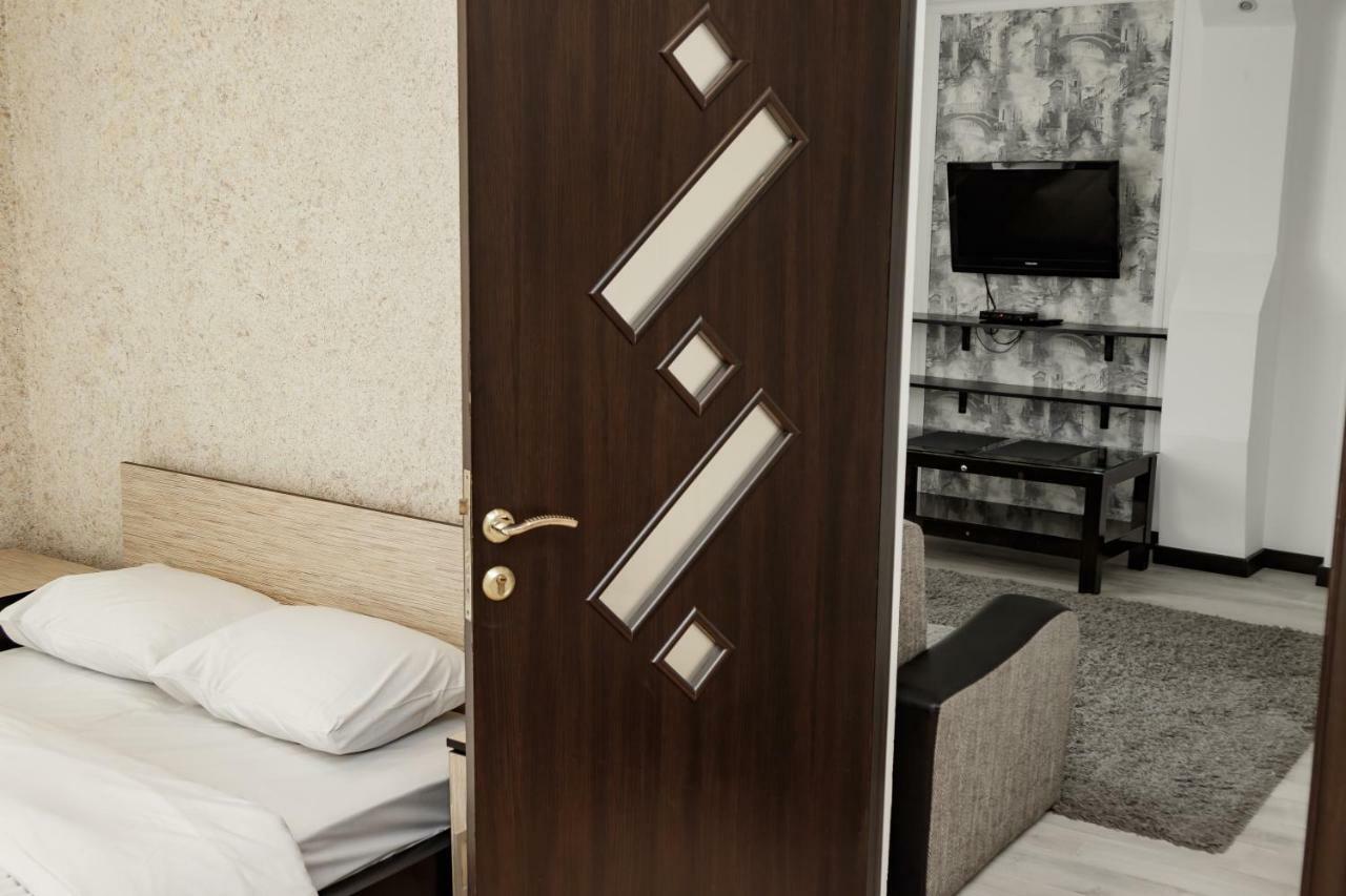 Transitional Havryky Apartment Львов Экстерьер фото